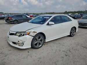 Toyota Camry L 2.5L 4 2014