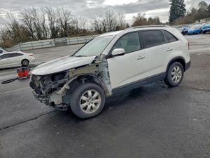 Kia Sorento LX 2.4L 4 2013