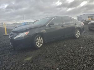 Toyota Camry BASE 2.5L 4 2011