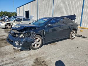 Toyota Camry SE 3.5L 6 2011