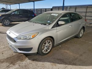 Ford Focus SE 2.0L 4 2015