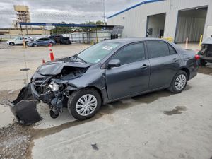 Toyota Corolla BASE 1.8L 4 2011