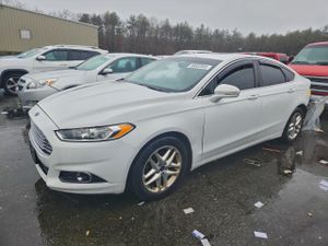 Ford Fusion SE 1.6L 4 2013