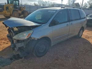 Toyota Sienna CE 3.3L 6 2004
