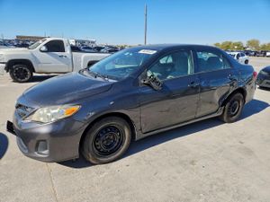 Toyota Corolla BASE 1.8L 4 2012