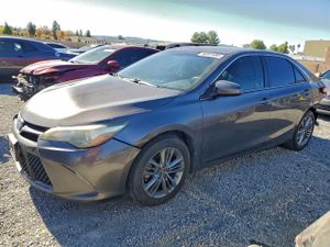 Toyota Camry LE 2.5L 4 2015