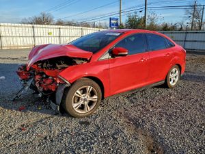 Ford Focus SE 2.0L 4 2014