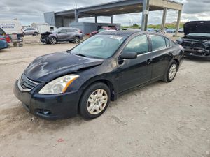 Nissan Altima BASE 2.5L 4 2010