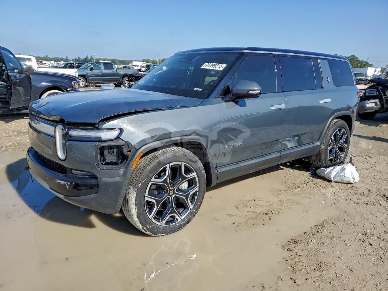 Rivian R1S ADVENTURE 2025