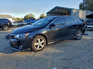 Toyota Camry BASE 2.5L 4 2012