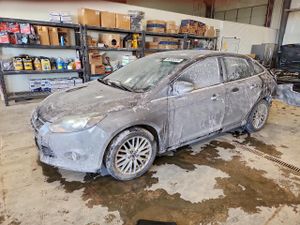 Ford Focus TITANIUM 2.0L 4 2014