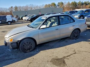 Toyota Corolla CE 1.8L 4 2001