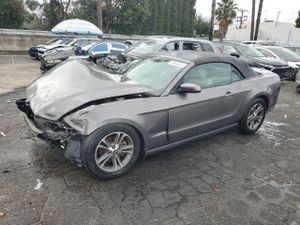 Ford Mustang 3.7L 6 2014