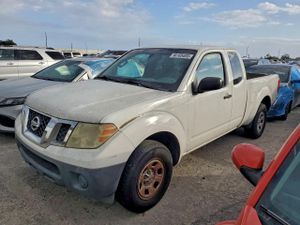 Nissan Frontier S 2.5L 4 2013