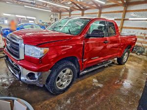 Toyota Tundra DOUBLE CAB SR5 4.6L 8 2012