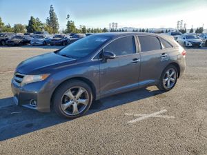 Toyota Venza LE 3.5L 6 2013