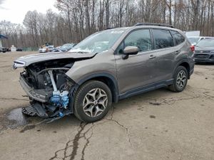Subaru Forester PREMIUM 2.5L 4 2021