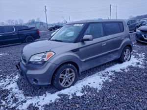 Kia Soul + 2.0L 4 2010