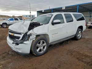 Chevrolet Suburban C1500 LT 5.3L 8 2012