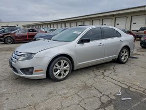 Ford Fusion SE 2.5L 4 2012