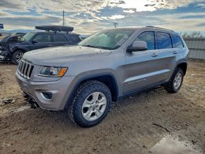 Jeep Grand Cherokee LAREDO 3.6L 6 2015