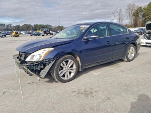 Nissan Altima SR 3.5L 6 2012