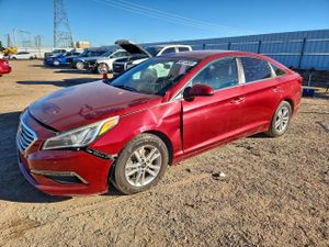 Hyundai Sonata SE 2.4L 4 2015
