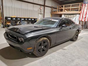 Dodge Challenger SE 3.5L 6 2010