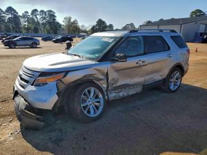 Ford Explorer XLT 3.5L 6 2013