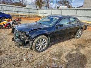 Chrysler 300 LIMITED 3.6L 6 2015
