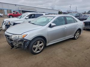 Toyota Camry BASE 2.5L 4 2012