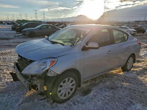 Nissan Versa S 1.6L 4 2012
