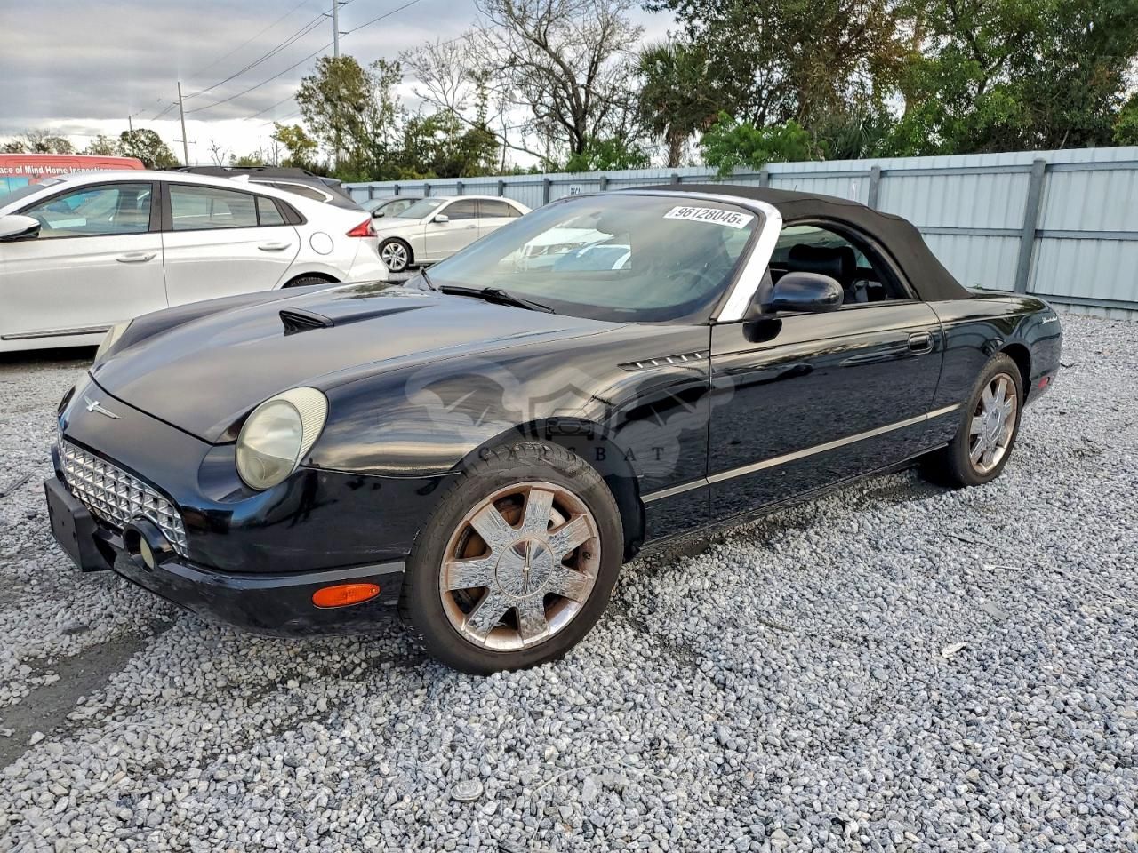 Ford Thunderbird 3.9L 8 2002