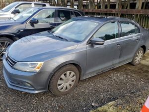 Volkswagen Jetta SE 1.8L 4 2015