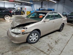 Toyota Camry LE 2.4L 4 2004
