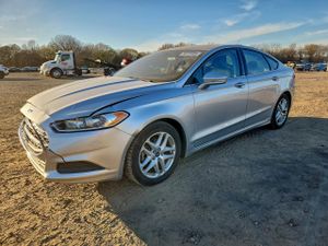 Ford Fusion SE 2.5L 4 2014