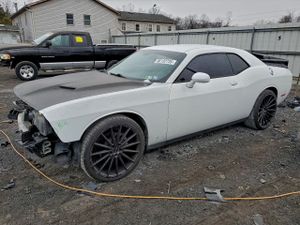Dodge Challenger SXT 3.6L 6 2015