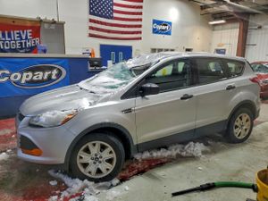 Ford Escape S 2.5L 4 2013