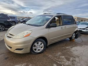 Toyota Sienna CE 3.3L 6 2006