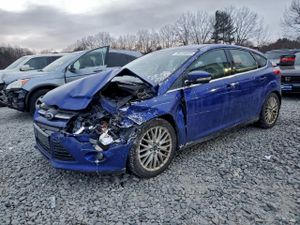 Ford Focus TITANIUM 2.0L 4 2014