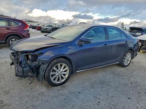 Toyota Camry SE 3.5L 6 2014