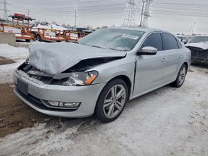 Volkswagen Passat SEL 1.8L 4 2015