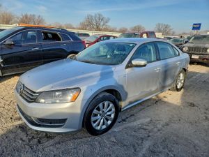 Volkswagen Passat S 1.8L 4 2014