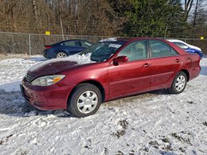 Toyota Camry LE 2.4L 4 2004