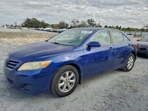 Toyota Camry BASE 2.5L 4 2011