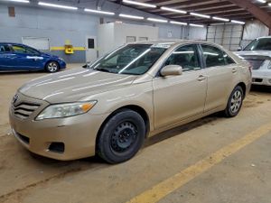 Toyota Camry BASE 2.5L 4 2011
