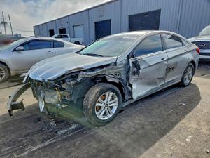 Hyundai Sonata GLS 2.4L 4 2013