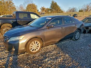 Toyota Camry BASE 2.5L 4 2011