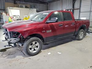 RAM 1500 SLT 5.7L 8 2014