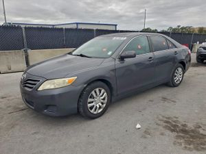Toyota Camry BASE 2.5L 4 2011